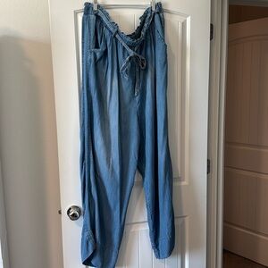 Paper-bag waistband, wide leg, jeans!